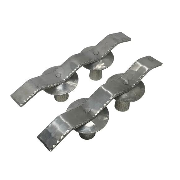 Mid 20th Century Everlast Metal Corporation Hand Forged Aluminum Candle Holders - Picture 8 of 12